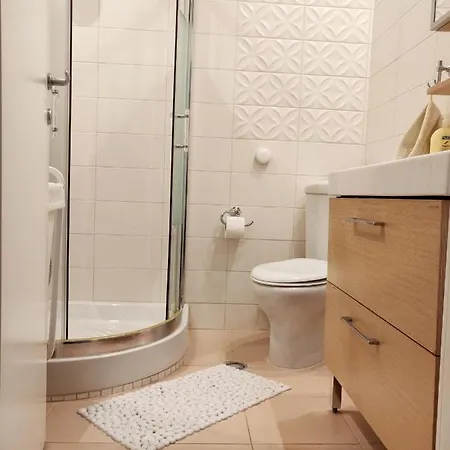 Entire 50m From Sea - Spiros Apartment