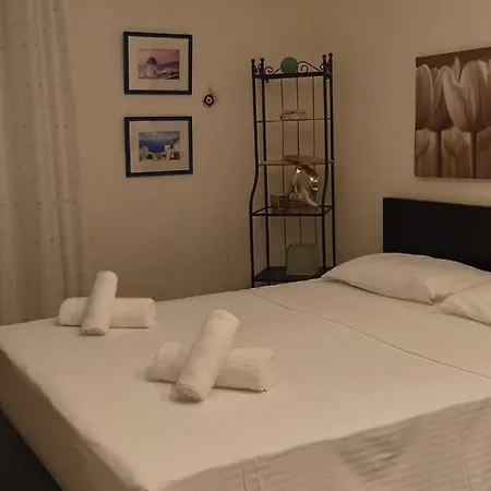 Entire 50m From Sea - Spiros 메타모르포시