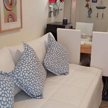 Entire 50m From Sea - Spiros * 메타모르포시